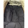 Image 1 : 2 boxes of clothing