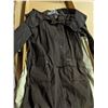 Image 2 : 2 boxes of clothing
