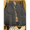 Image 1 : 2 boxes of clothing