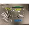 Image 1 : 3 retractable needles and 2 real needles