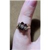 Image 1 : 10k Yellow Gold Moonstone and Garnet Ring