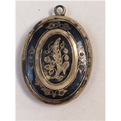 VICTORIAN GOLD AND ENAMEL KEEPSAKE LOCKET ANTIQUE