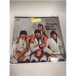 VINTAGE BEATLES BUTCHER COVER LP