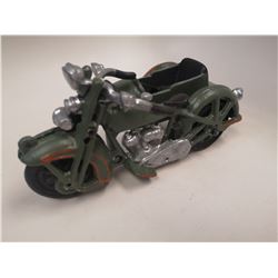 VINTAGE CAST 1920S HARLEY DAVIDSON WITH SIDE CAR