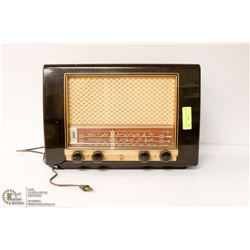 1950S PHILLIPS SHORT WAVE RADIO A