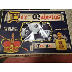 1950S HER MAJESTY TEA SET FULL SIZE TOY