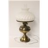 Image 1 : VINTAGE ELECTRIFIED OIL LAMP BRASS WORKING