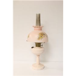 ANTIQUE ORNATE ALADDIN OIL LAMP WITH SHADE