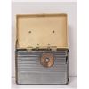 Image 1 : 1940S RCA PORTABLE TUBE RADIO WHITE