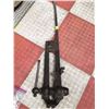 Image 1 : ANTIQUE BLACKSMITH LEG VICE LONG