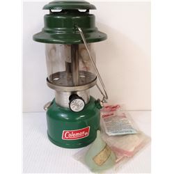 COLEMAN MODEL 335 LANTERN WITH BOX