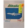 Image 1 : ALITALIA BOEING 747 DIECAST PLANE
