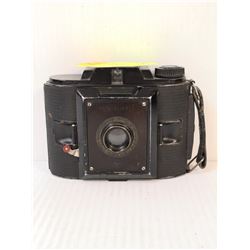 1950S AGFA CLIPPER FOLDING CAMERA
