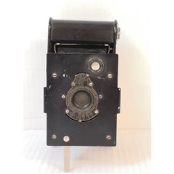 ANTIQUE KODAK VEST POCKET FOLDING CAMERA