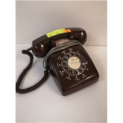 VINTAGE BROWN PLASTIC ROTARY PHONE