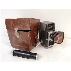 VINTAGE 8MM MOVIE CAMERA BELL AND HOWELL