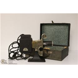 1930S PICTUROL PROJECTOR WITH CASE