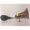 Image 1 : ANTIQUE BRASS AUTOMOBILE HORN COLLECTIBLE
