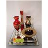 Image 1 : MIRROR TRAY WITH 3 RUBY VENETIAN GLASS VASES & 1