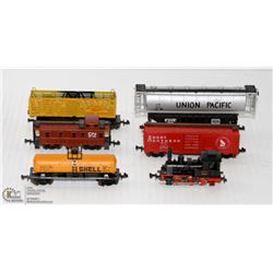 TRIX N SCALE TRAIN SET ENGINE AND CARS
