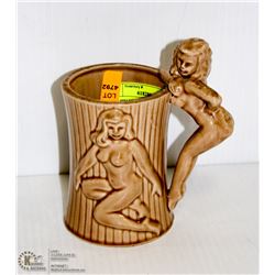 1940S PIN UP GIRL COFFEE MUG