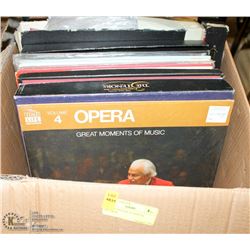 BOX OF VINTAGE CLASSICAL RECORDS