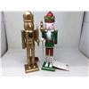 Image 1 : Pair of Nutcrackers 15 inches high