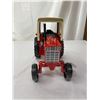 Image 3 : Nice International 1586 Tractor Made By Ertl, Nice Condition