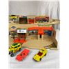 Image 2 : Vintage Hot Wheels Service Center Case With Cars