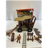 Image 2 : 1991 Kenner Robin Hood Battle Wagon In Box as Found