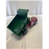 Image 2 : Vintage 1960's Tonka Hydraulic Crank Operated Pressed Steel Truck, Beautiful Shape