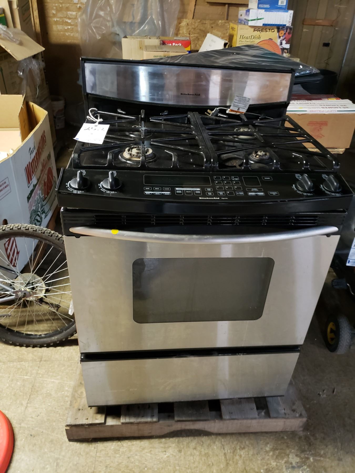 KITCHEN AID SUPERBA 4 BURNER STAINLESS STEEL GAS CONVECTION RANGE