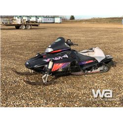 1996 YAMAHA VMAX 4-750 SNOWMOBILE