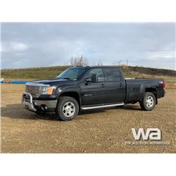 2013 GMC SIERRA 3500HD CREW CAB PICKUP