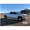 Image 2 : 2013 CHEVROLET 2500 CREW CAB PICKUP