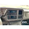 Image 9 : 2004 GMC YUKON DENALI 4-DOOR SUV