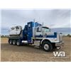 Image 2 : 2015 WESTERN STAR 4900SA TRI-DRIVE HYDRO VAC TRUCK