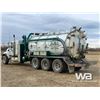 Image 4 : 2006 MACK CV713 16656L TRIDRIVE VAC TRUCK