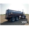 Image 3 : 2003 PETERBILT 378 T/A 16670 L WATER TRUCK