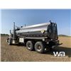 Image 4 : 2003 PETERBILT 378 T/A 16670 L WATER TRUCK