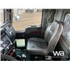 Image 9 : 2006 KENWORTH C500B TRI-DRIVE 230" BED TRUCK