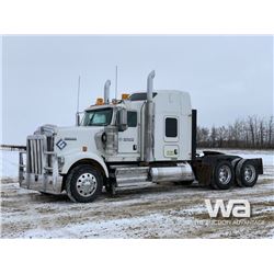 2015 KENWORTH W900 T/A SLEEPER TRUCK TRACTOR