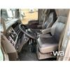 Image 8 : 2015 KENWORTH W900 T/A SLEEPER TRUCK TRACTOR