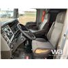 Image 8 : 2015 KENWORTH T800 T/A SLEEPER TRUCK TRACTOR