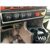 Image 11 : 2009 KENWORTH W900 T/A SLEEPER TRUCK TRACTOR