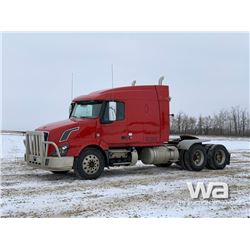 2015 VOLVO VLN64LT T/A SLEEPER TRUCK TRACTOR