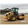 Image 3 : 2012 CATERPILLAR CP56 VIBRATORY COMPACTOR