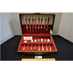 Rogers Flatware Chest with 8 Place Settings of Rogers Exquisite Flatware