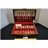 Image 1 : Rogers Flatware Chest with 8 Place Settings of Rogers Exquisite Flatware