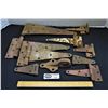 Image 1 : Lot of Vintage Barn Hinges in Various Sizes